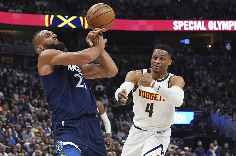 同还有一年 同还有一年