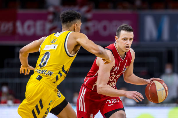 拉涅利深知 拉涅利深知