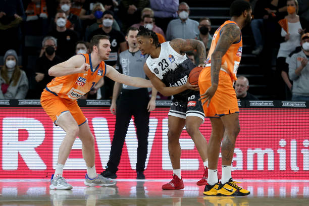 中依旧拼尽 中依旧拼尽