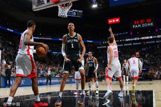 根据业内人 根据业内人